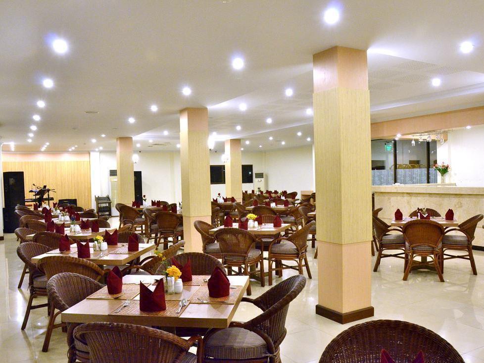 Bahari Inn Tegal Exterior foto